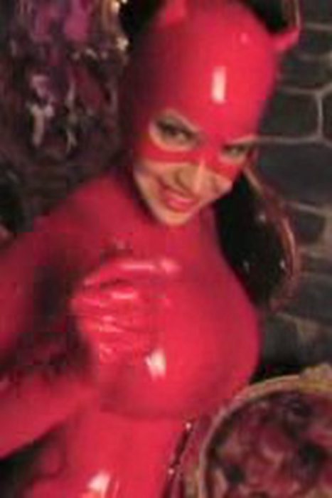 [Carrie Lachance唯美视频]ID0001 2cats_divx--性感提示：全裸诱惑三角魔鬼身材傲人身材