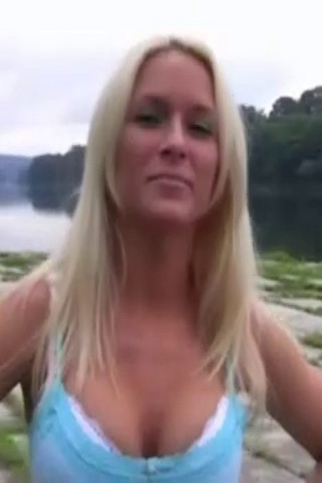 [Carrie Lachance唯美视频]ID0153 Carrie LaChance - Video #26 - By The River--性感提示：摸胸全