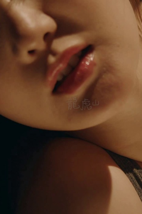 [Csgirl视频]ID0022 Csgirl视频 - 摄影师王涛 - 易阳 [MP4-75MB]--性感提示：蜂腰宅男最