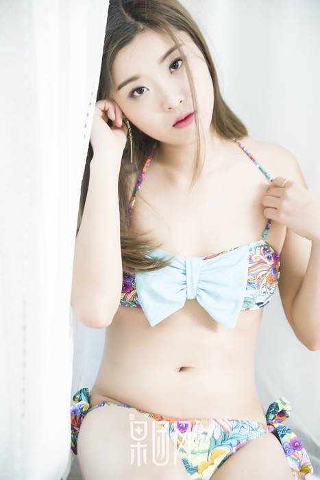 [Girlt果团投稿写真]ID0013 2017.06.29 投稿作品TG.0014 邻家少女[32+1P-250M]--性感提示：