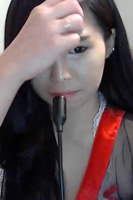 [韩国视讯]ID0006 韩国视讯-Winktv&LiveStar-CocoYang-06--性感提示：渔网袜撕破丝袜烈焰