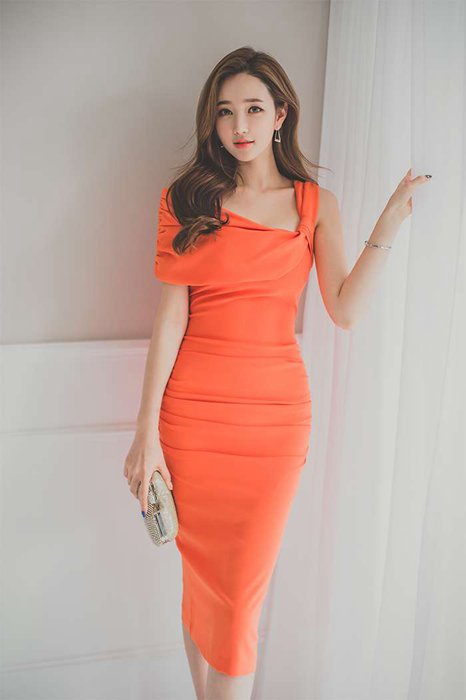 [李妍静绝美高雅气质写真]ID0040--性感提示：闪亮丝袜诱惑三角魅惑文胸一丝不