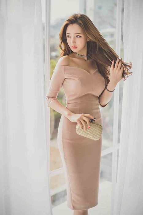 [李妍静绝美高雅气质写真]ID0044--性感提示：袒胸露乳女秘书蜜桃美臀小护士青