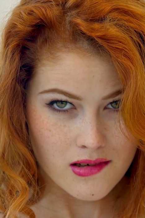 [PlayBoyPlus花花公子写真视频]ID0295 2016.11.08 Heidi.Romanova.Across.The.Pond.mp4--性感提示