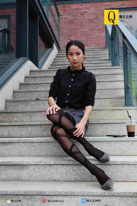 [青丘女神]ID0100 丝袜美腿写真41--性感提示：女秘书水嫩激爽气质都市丽人蜜桃