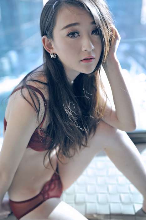 [微博网红]ID0035 PERRY.X 摄影作品精选 [164P-38M]--性感提示：浪女迷人条纹情趣SM情