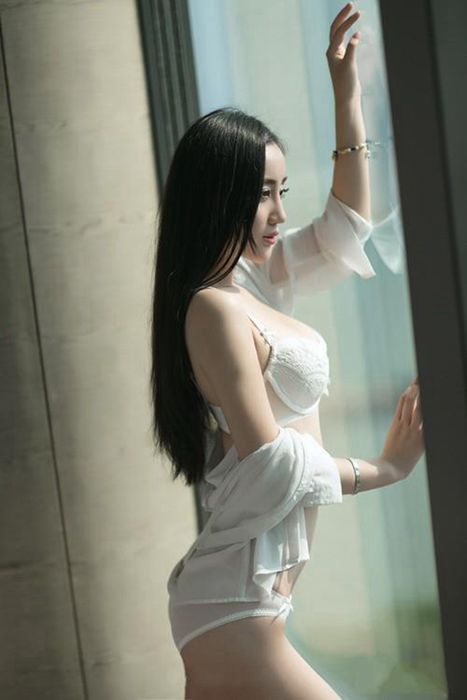[微博网红]ID0267 性感美女 张婉馨 情趣内衣秀野性诱惑太胸猛158P--性感提示：连