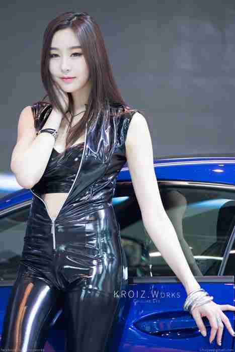 [唯美写真杂集]ID0095 2015韩国车展 靓丽车模Lee Na Ri16--性感提示：丰满迷人mm高叉