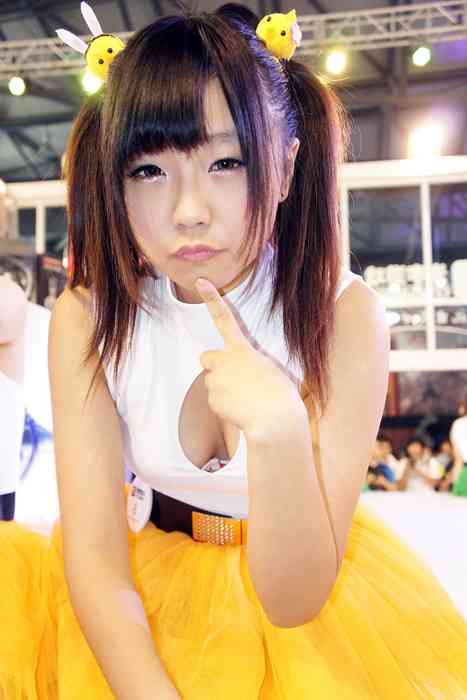 [唯美写真杂集]ID0195 [ChinaJoy]2013 光宇游戏两大萌妹子34--性感提示：妹纸丰臀人