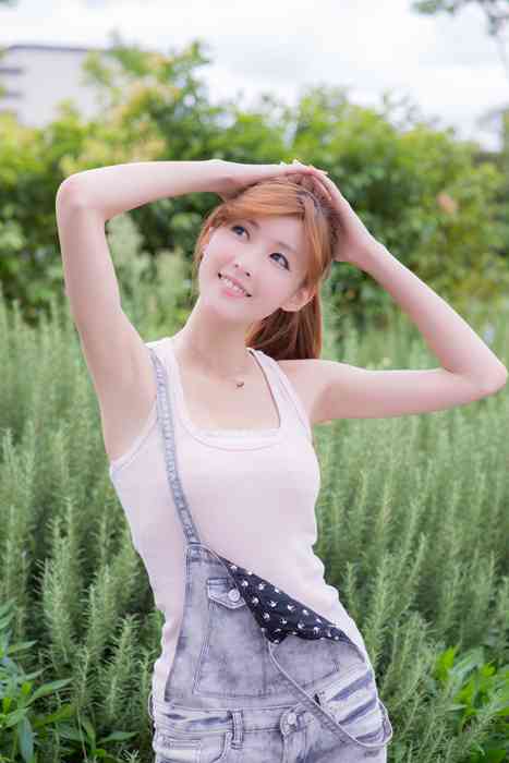 [唯美写真杂集]ID0254 台湾清纯美女-Kila晶晶-高清外拍写真合集[149P312M]--性感提示