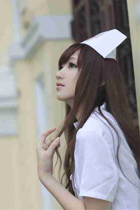 [唯美写真杂集]ID0259 台湾清纯美女-小雅 台大医学院外拍[17P53M]--性感提示：桃瓣