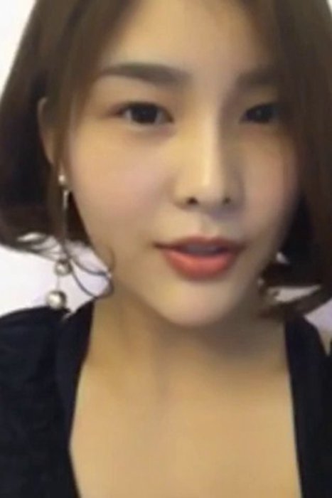[闫盼盼写真视频]ID0023 wb (23).rar--性感提示：美艳傲人胸围欲罢不能全透视装绝
