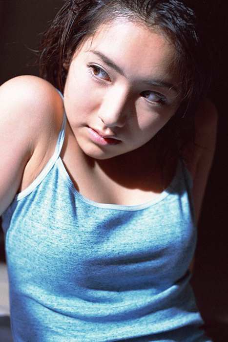 性感热裤美女[YS-Web]Vol.012 Riko Kurita 栗田梨子 Snow From Heaven 白いキャンバス、梦