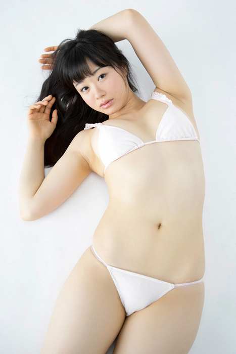 性感比基尼长发少妇[YS-Web]Vol.620 Arisa Shirota 白田ありさ Eカップのグラビアカメ