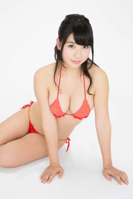 性感红色比基尼少妇[YS-Web]Vol.640 Jun Serizawa 芹沢潤 日本一スカートが短い現役女